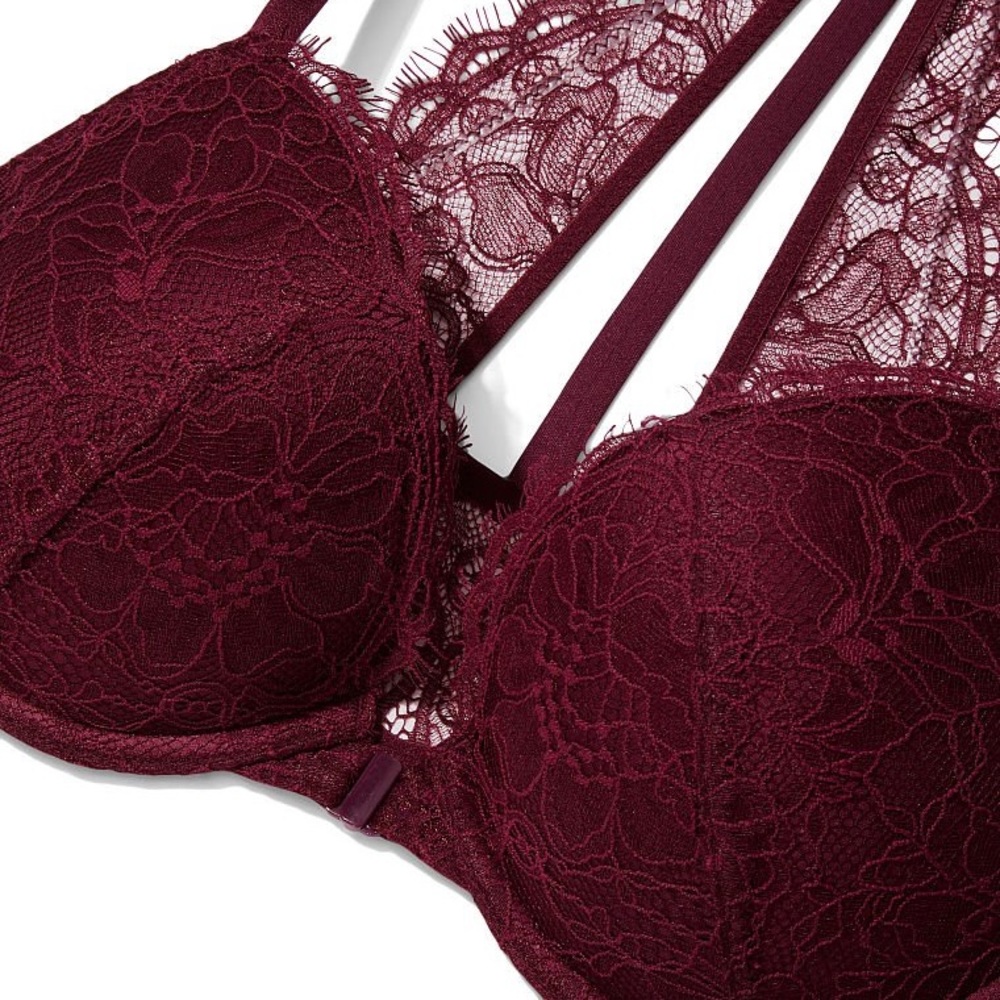 Victoria’s Secret Front Close Lace Bra (Push-up)